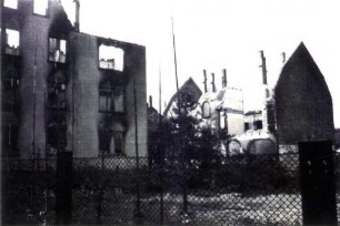 Zerstörungen Zweiter Weltkrieg. Kriegsstraße