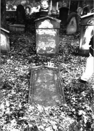 Grabstein A I/9/17