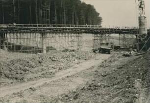 vier Autobahnbrücken aus Spannbeton, 1959