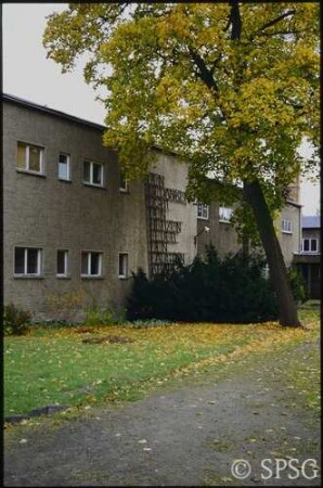Potsdam, Neuer Garten, ehemaliges Pionierhaus.