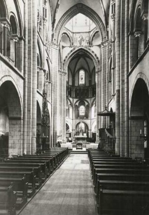 Ehemalige Stifts- und Pfarrkirche Sankt Georg und Nikolaus