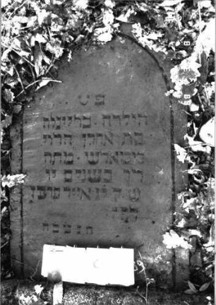 Grabstein 899