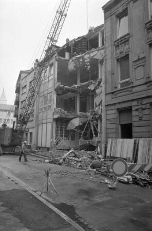 Kaufhaus Karstadt. Neubauvorhaben im Geviert Kaiserstraße, Lammstraße, Ritterstraße und Bankhof