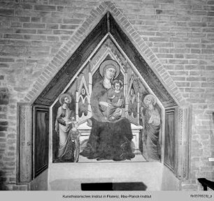 Thronende Madonna mit den Heiligen Jakobus der Ältere und Petrus und der Stifterin