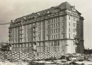 Wohn- und Geschäftshaus : Dresden-Altstadt, Altmarkt, Wohn- und Geschäftshäuser