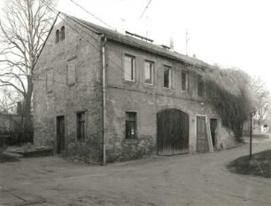 Radeberg, Badstraße 10. Villa (um 1900). Hofgebäude