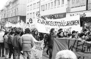Freiburg im Breisgau: Demo gegen Abtreibung und Zwangssterilisation