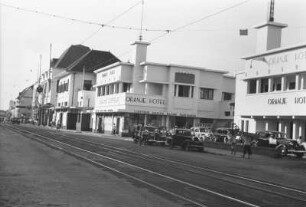 Europäerstraße in Soerabaja : Straßenflucht