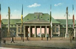 Eingang a. d. Reitzenhainer Strasse [Intern. Baufachausstellung mit Sonderausstellung Leipzig 1913 : Offizielle Postkarte]