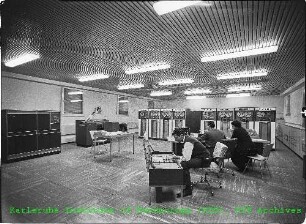 IBM-Rechenanlage im Rechenzentrum des Forschungsreaktors 2 (FR 2)