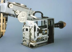 Parvo-Filmkamera : Parvo-Filmkamera. Dresden: Technische Sammlungen Dresden?