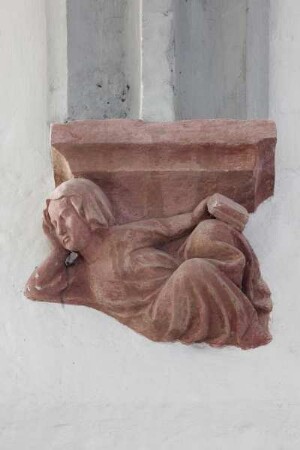 Konsole als ruhende Nonne