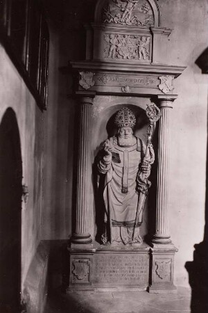 Bamberg, Klosterkirche : Bamberg. Kloster Michelsberg. Klosterkirche St. Michael. Grabmal des Bischof Wigand von Redwitz (Bischof von Bamberg)