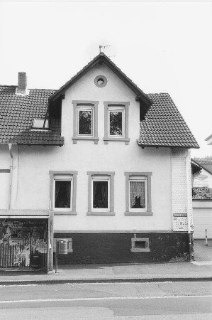 Wohnhaus; Gelnhausen, Gelnhäuser Straße 37