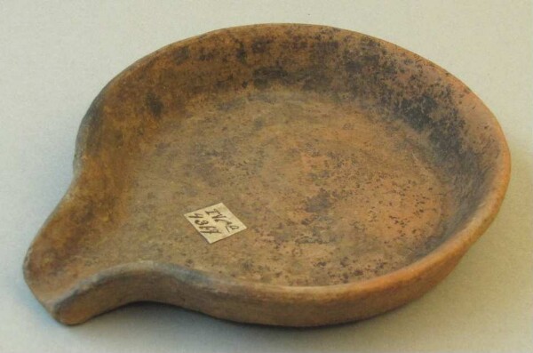 Clay bowl with spout