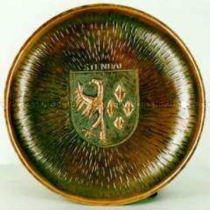 Metallteller mit Stadtwappen von Stendal
