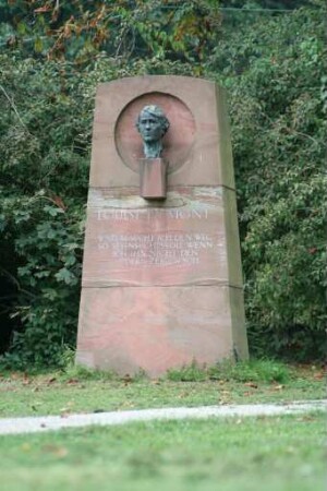 Louise-Dumont-Gedenkstätte