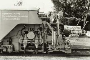 Radebeul, Gleisstopfmaschine, Bj. 1964