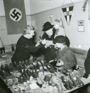 Schuhaustauschstelle der Frauenschaft der NSDAP