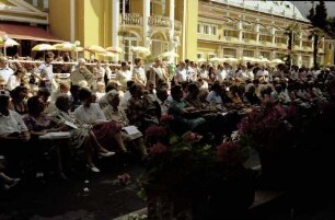Meran: Kurkonzert vor dem Kurhaus