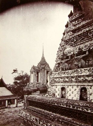 Architektur der Tempel in Bangkok.