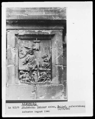 Relief: Auferstehung