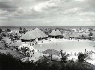Blick auf die herrliche Anlage des Hotel TUXPAN am Strand von Varadero. Touristen sind hier unter sich