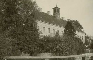 Graupa bei Dresden. Jagdschloss Grossgraupa