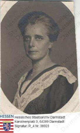 Tiedemann, Frieda v. (1874-1957) / Porträt, Brustbild in Medaillon