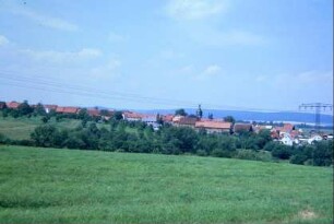 Blick zum Ort