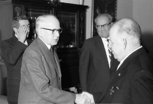 Freiburg: Bundesverdienstkreuz 1. Klasse für Ministerialrat a.D. Dr. Rappenecker; Dr. Rappenecker