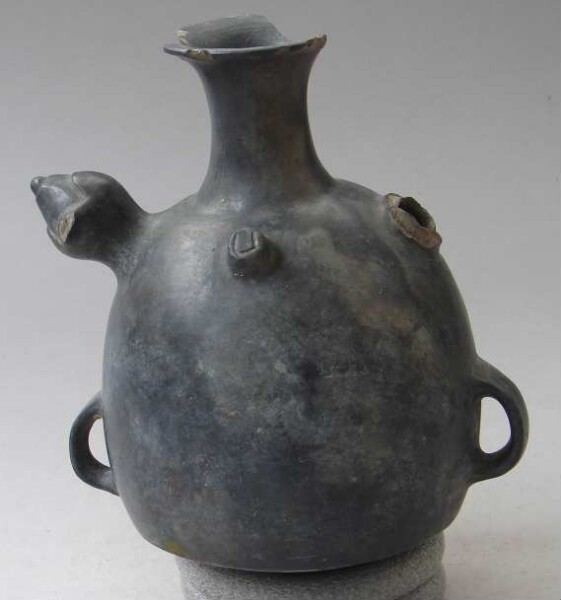 Clay vessel