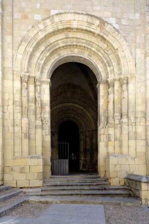 Iglesia de San Martín — Westportal