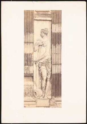 Fontaine des Innocents: Ansicht einer Nymphe (Jean Goujon) (aus: sog. »Koch-Mappe«)