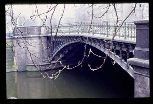 Admiralbrücke 6.4.75.