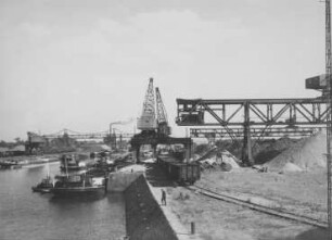 Hafen Grimberg am Rhein-Herne-Kanal mit Verladeanlage 1946