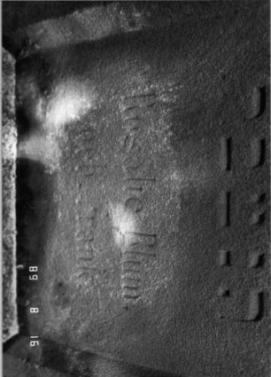 Grabstein 59 (Index: 100086509) Material: Sandstein Zustand: verwittert Maße HxBxT: 89x45x14 cm Beschreibung: Stele, flacher giebelartiger Abschluß, eingetieftes Schriftfeld rechteckig: Grabstein 59B