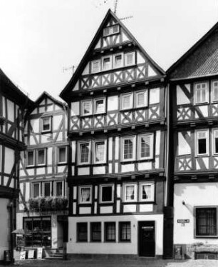 Wohnhaus; Alsfeld, Markt 5