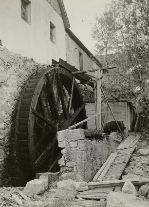 Liebstadt. Obermühle. Mühlrad (Holzverkleidung entfernt)
