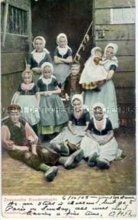Kinder in niederländischer Volkstracht