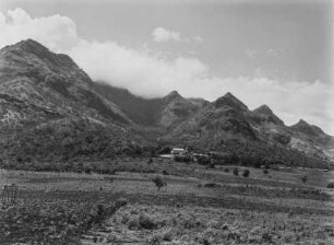 Missionsstation : Gebäude einer Missionsstation nahe Morogoro