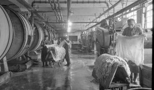 Produktionsbetrieb bei der Lederfabrik Durlach GmbH