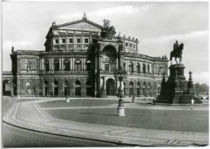Dresden. Semperoper