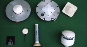 Fotografie: Informationstechnik, Globales Positionierungssystem (GNSS)