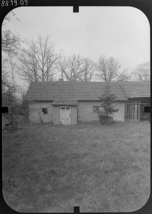 Viereichen-Mocholz, Nr. 13. Gehöft. Wirtschaftsgebäude. Eingangsfront