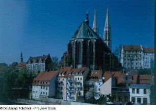 Görlitz. Blick vom rechten Neißeufer (Zgorzelec/Polen) gegen Peterskirche und Wohnhäuser an der Hotherstraße