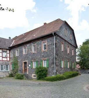 Verwalterhaus des fürstlichen Hofguts; Lich, Schloßgasse 6A