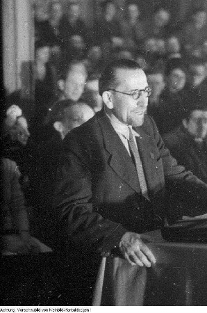 Dresden, Bühlau, Kurhaus. Gründungsparteitag der SED. Wilhelm Koenen, Mitglied des ZK der KPD, 7. April 1946