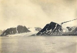 Spitzbergen. Gletscher in der Magdalenenfjord