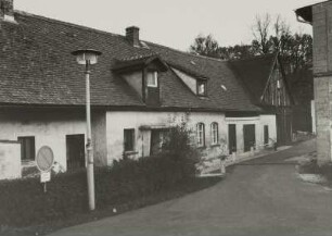 Wohnhaus mit Scheune